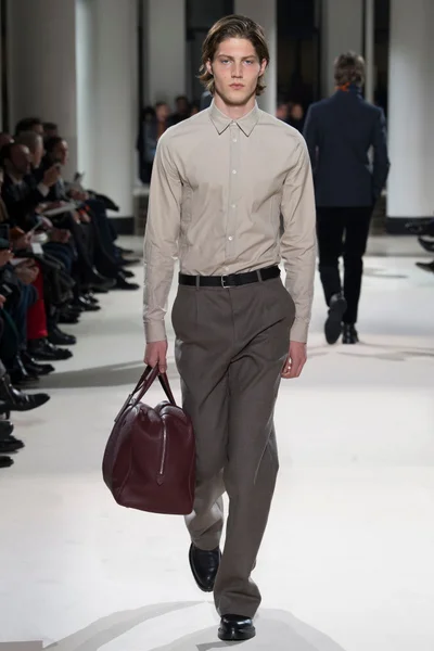 Look 36